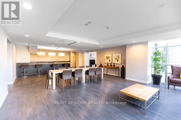 1405 - 1940 Ironstone Drive, Burlington, Ontario  L7L 0E4 - Photo 31 - W12974742