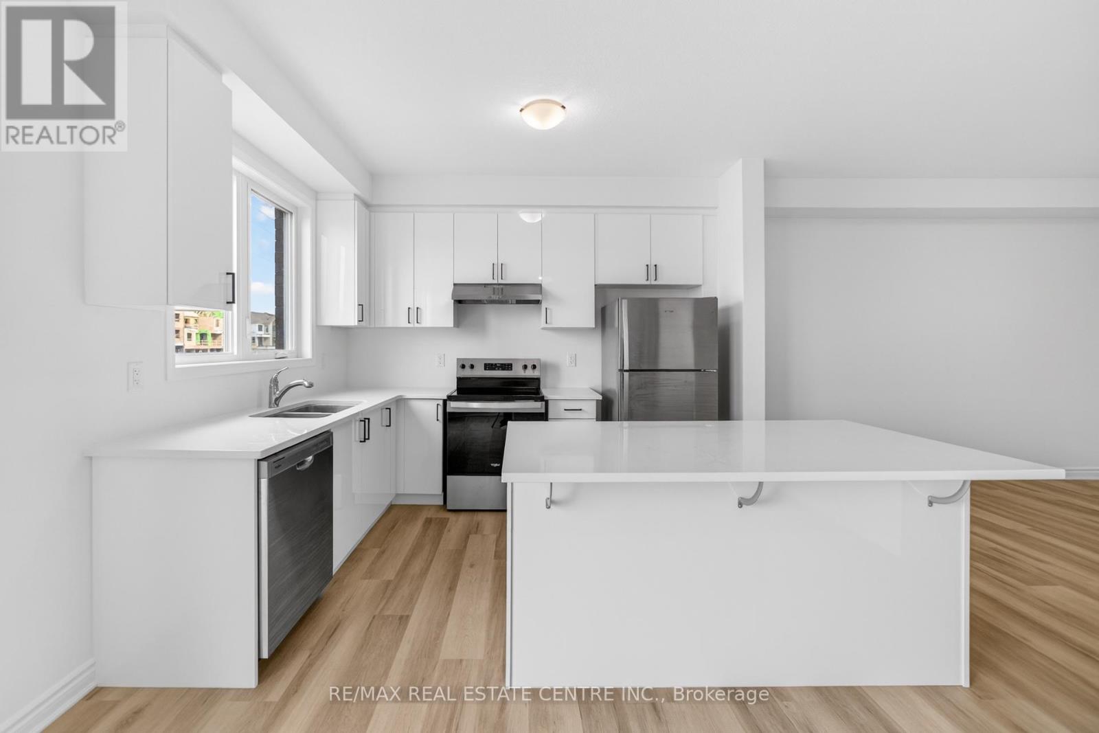 182 Stamson Street, Kitchener, Ontario  N2E 4C7 - Photo 15 - X12974674