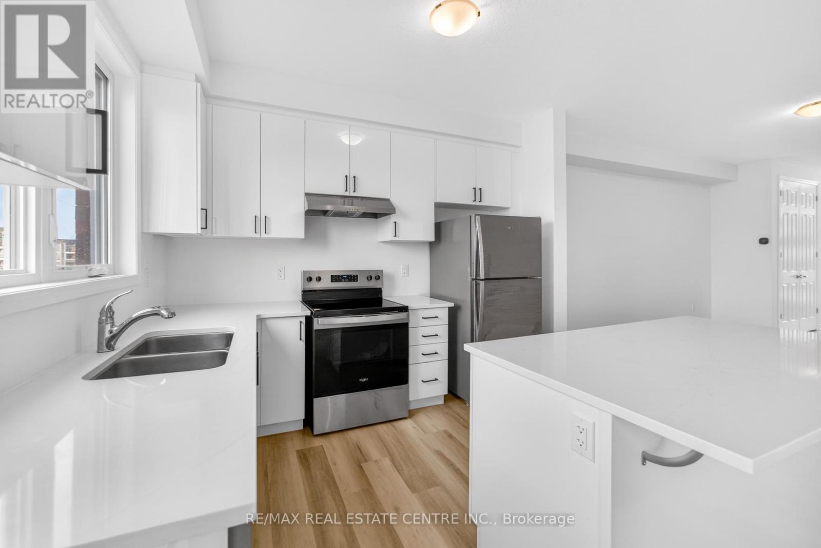 182 Stamson Street, Kitchener, Ontario  N2E 4C7 - Photo 17 - X12974674