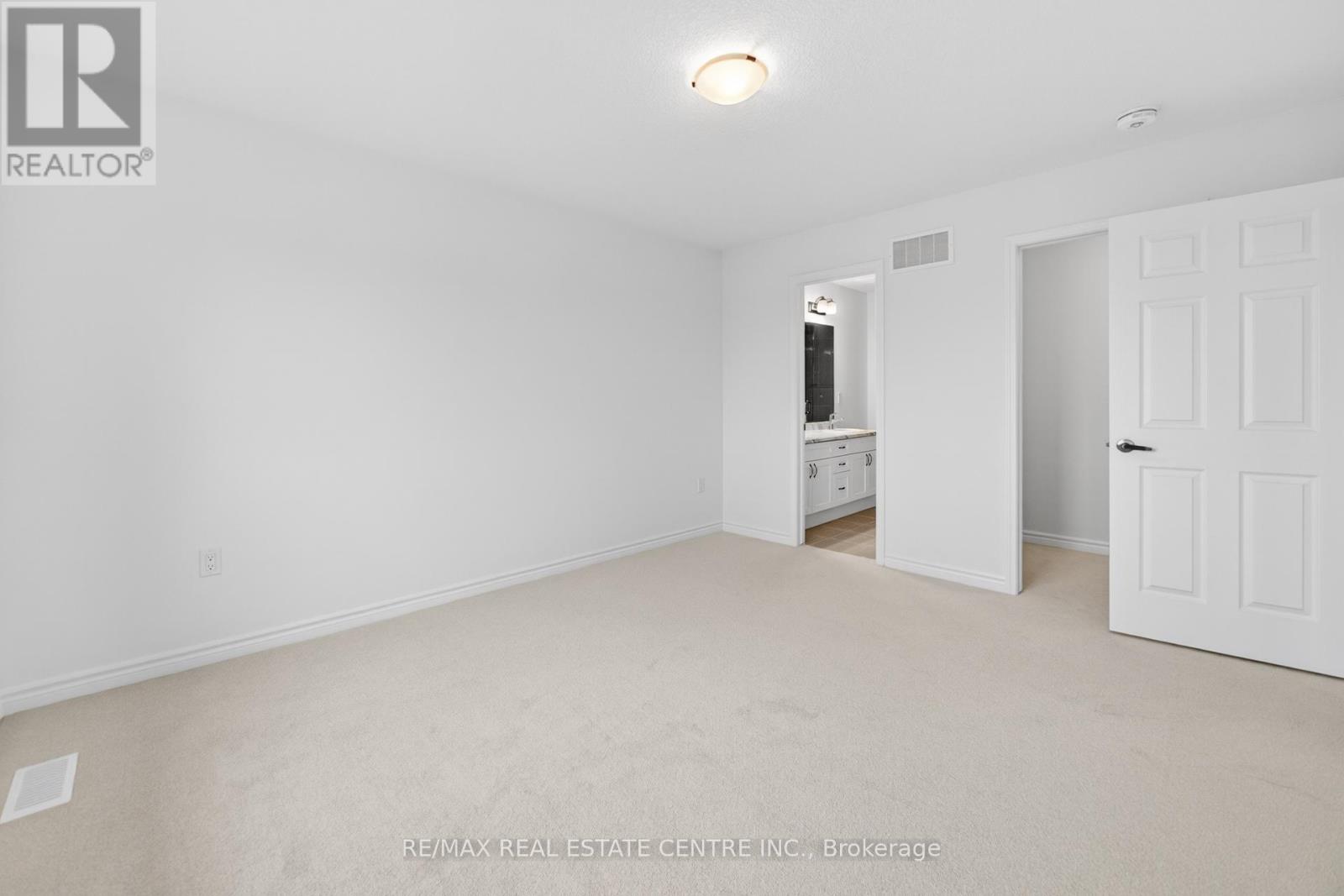 182 Stamson Street, Kitchener, Ontario  N2E 4C7 - Photo 37 - X12974674