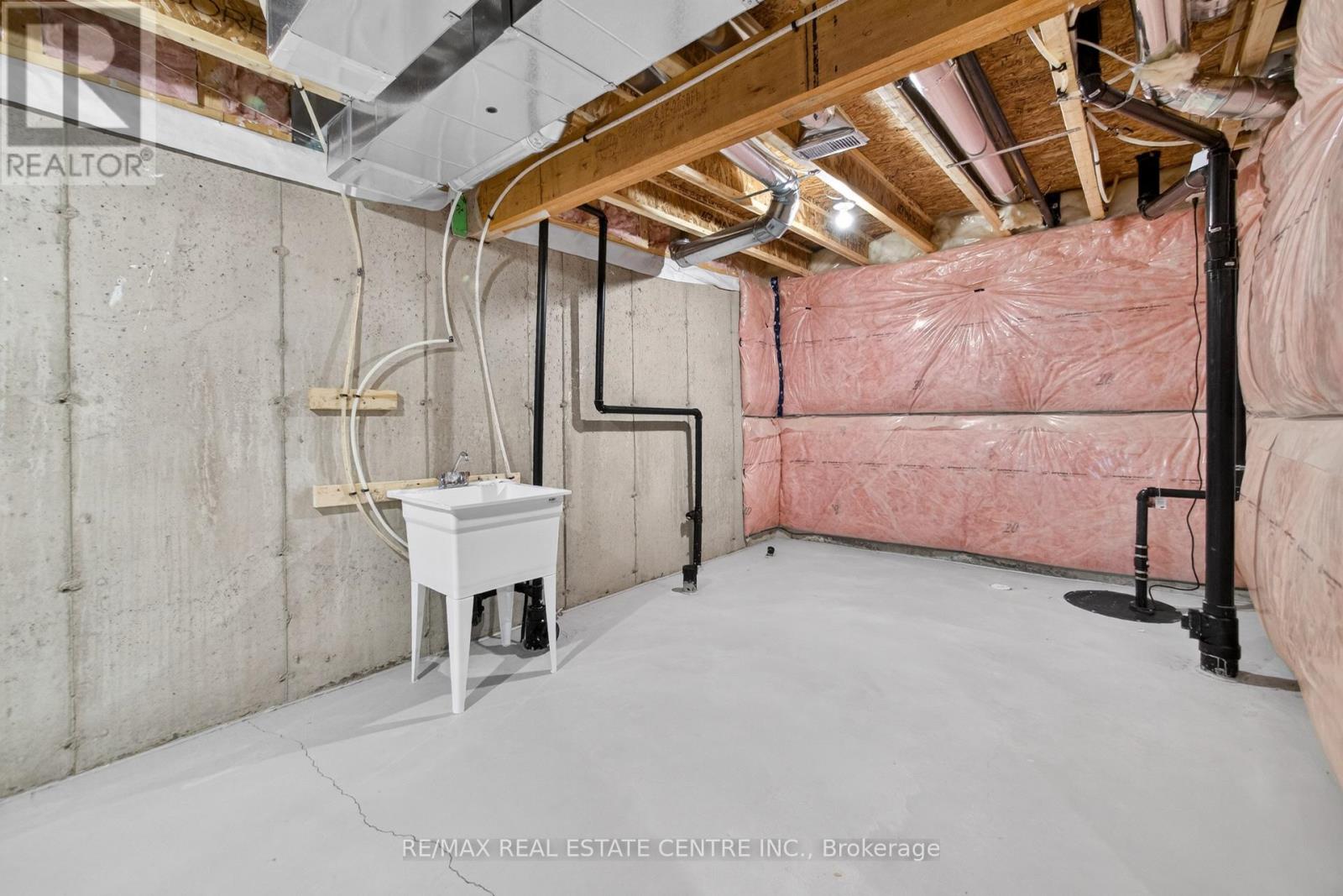 182 Stamson Street, Kitchener, Ontario  N2E 4C7 - Photo 49 - X12974674