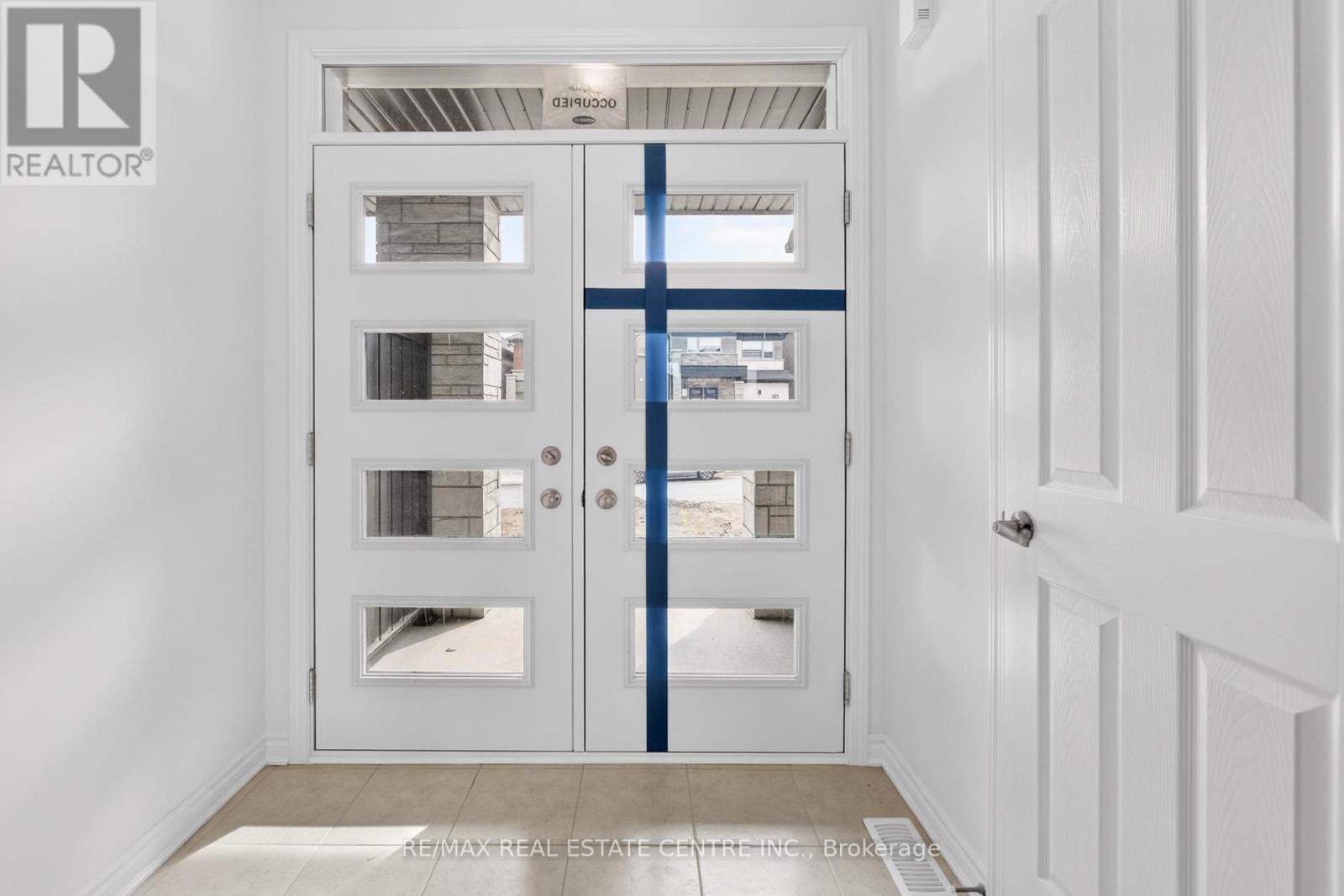 182 Stamson Street, Kitchener, Ontario  N2E 4C7 - Photo 5 - X12974674