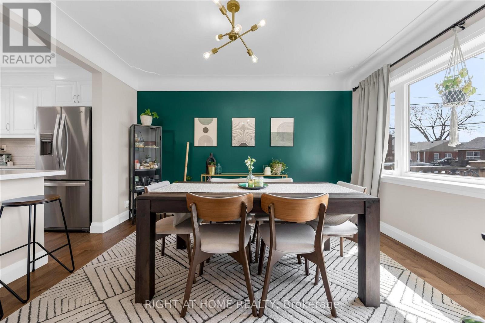 74 Glenview Drive, Hamilton, Ontario  L8G 2L6 - Photo 10 - X12974682