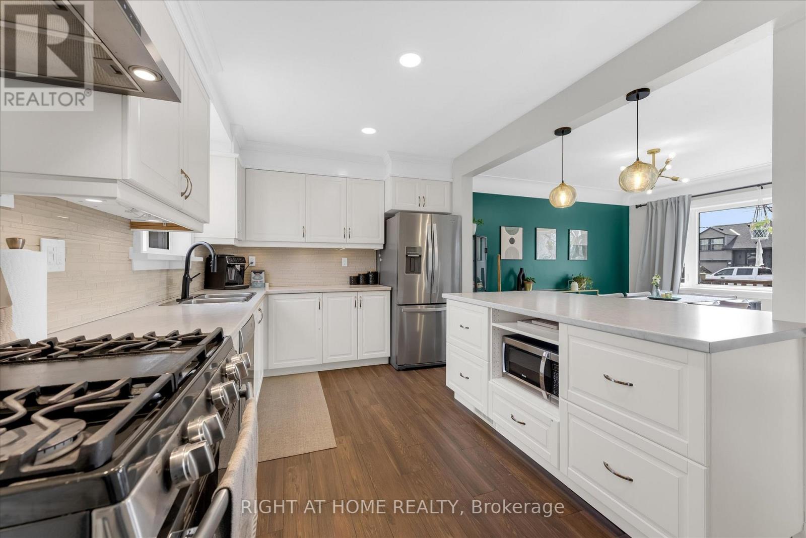 74 Glenview Drive, Hamilton, Ontario  L8G 2L6 - Photo 17 - X12974682