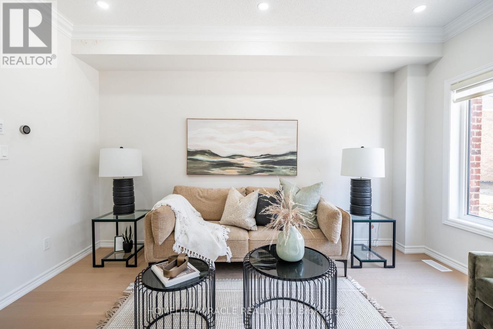 99 Baker Street, Thorold, Ontario  L2V 3P4 - Photo 5 - X12974740