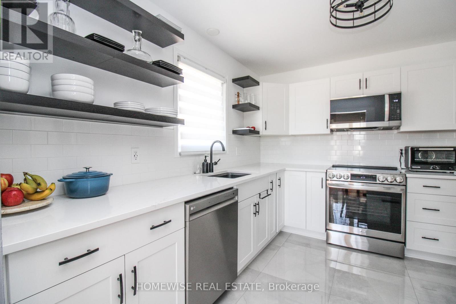 268 Spencleys Lane, Peterborough, Ontario  K9H 1S3 - Photo 4 - X12974744