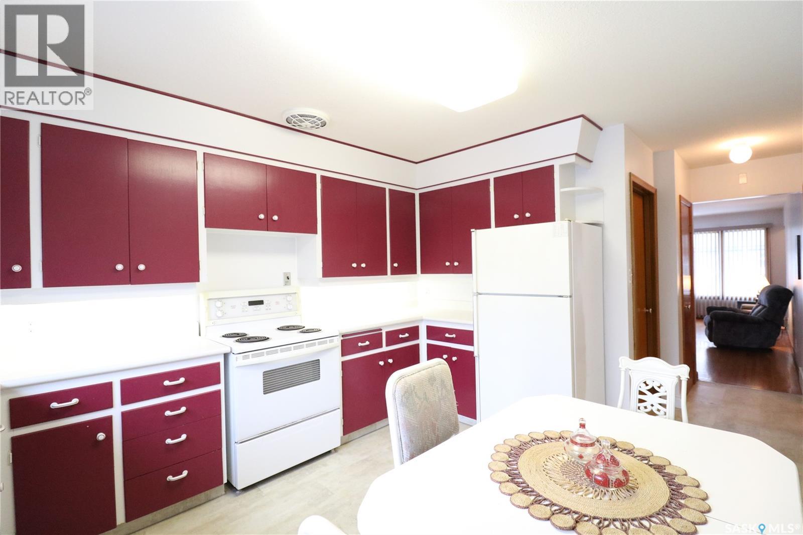 2355 Wallace Street, Regina, Saskatchewan  S4N 4B1 - Photo 5 - SK032413