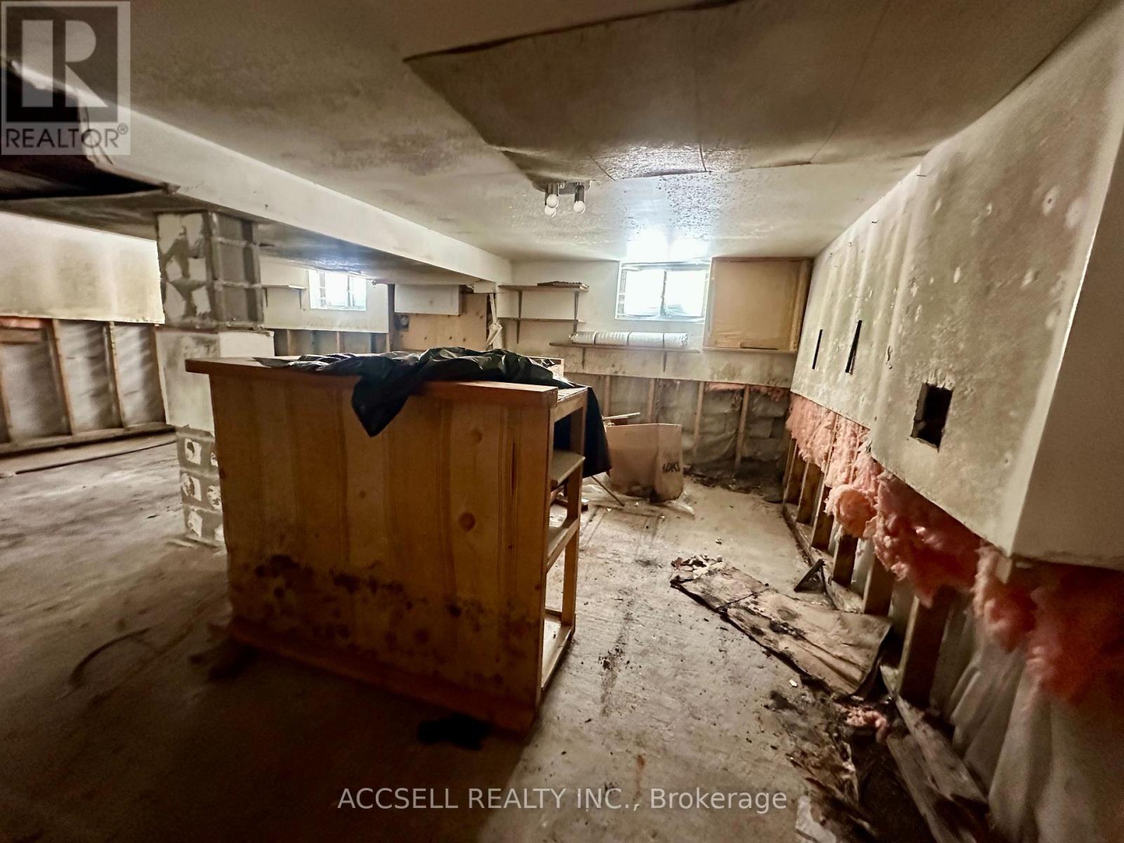 18627 Hurontario Street, Caledon, Ontario  L7K 0X9 - Photo 21 - W12826496