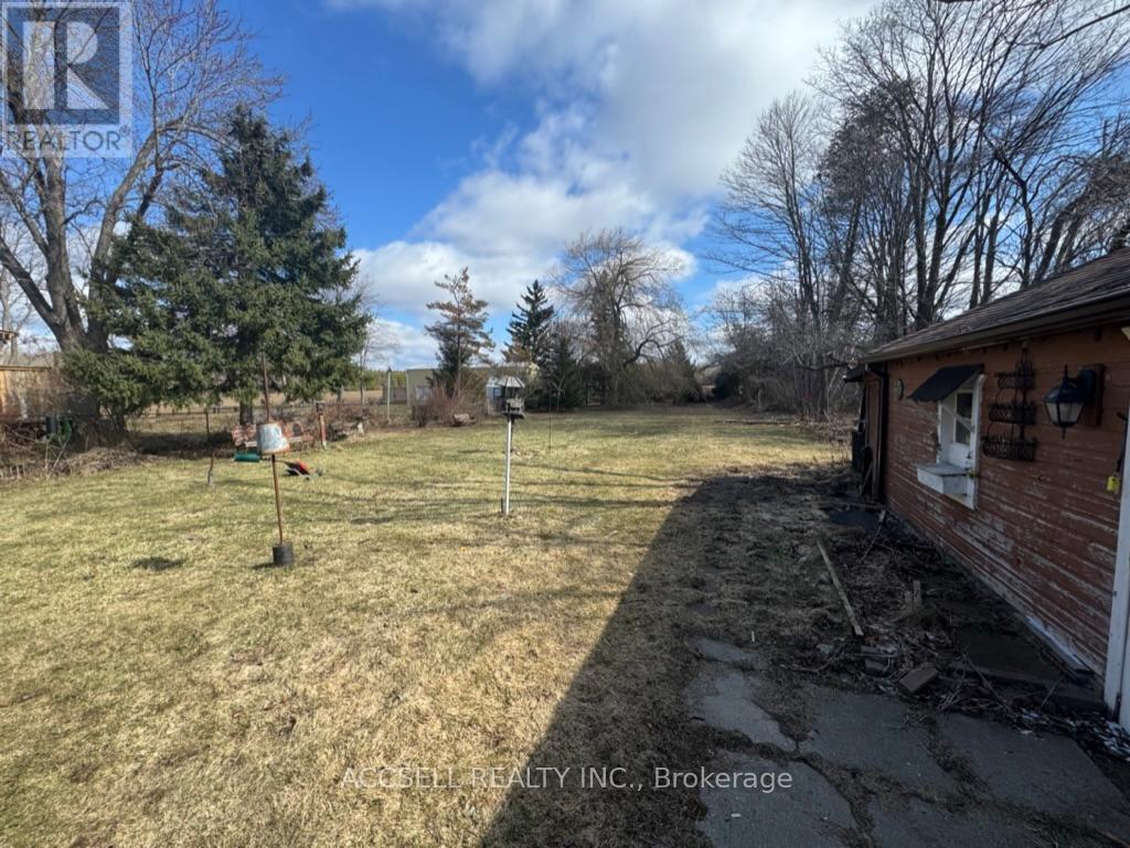 18627 Hurontario Street, Caledon, Ontario  L7K 0X9 - Photo 3 - W12826496