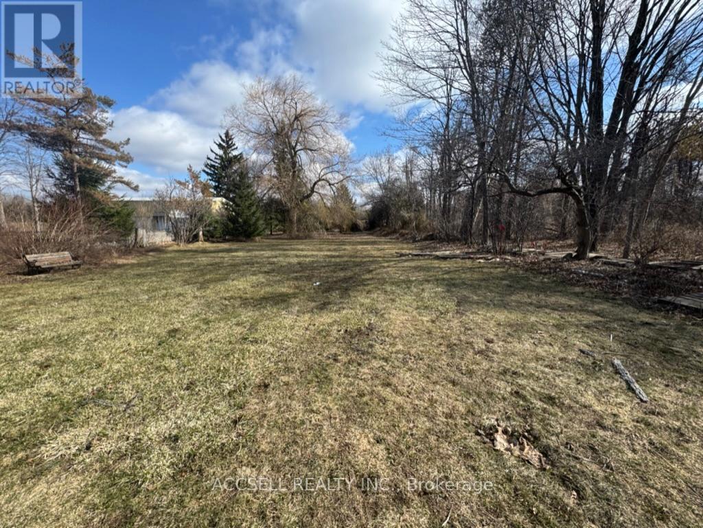 18627 Hurontario Street, Caledon, Ontario  L7K 0X9 - Photo 4 - W12826496