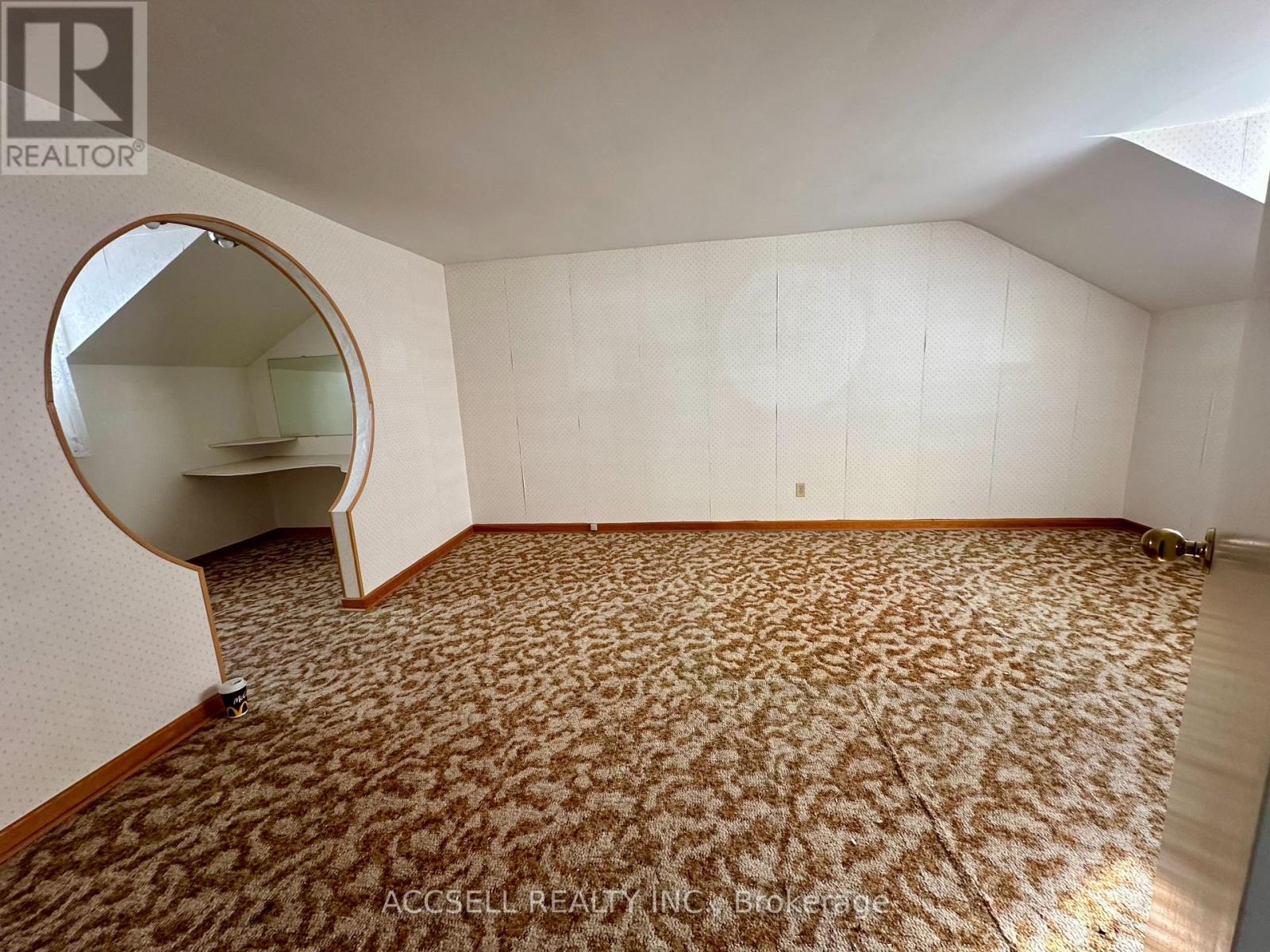 18627 Hurontario Street, Caledon, Ontario  L7K 0X9 - Photo 27 - W12826496