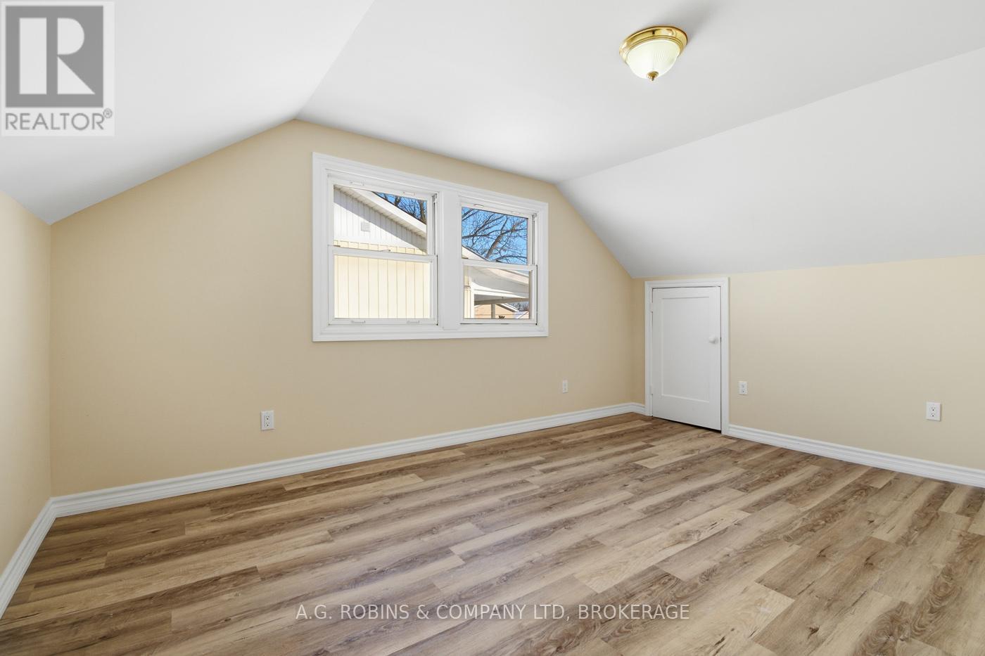 37 Mcnaughton Road, Welland, Ontario  L3B 2R4 - Photo 27 - X12719696