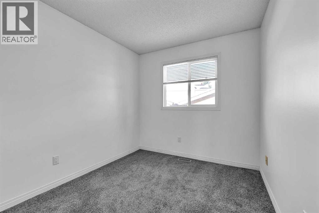 295 Edgepark Boulevard NW, Calgary, Alberta  T3A 4K4 - Photo 19 - A2299848