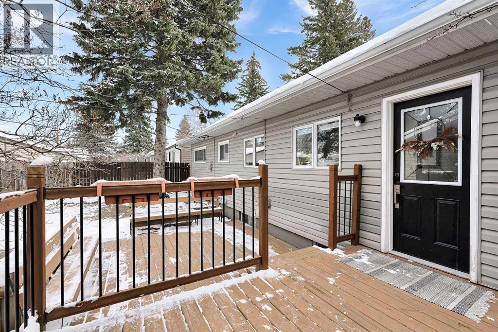 4115 Bowlen Street NW, Calgary, Alberta  T2L 1P8 - Photo 43 - A2299313