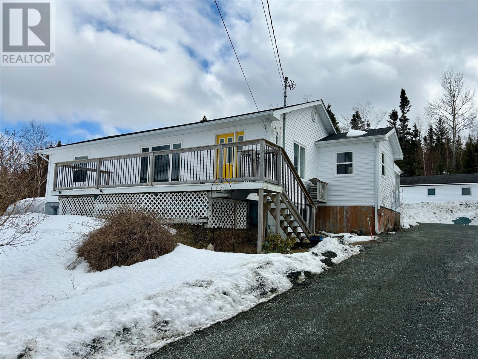 124 Riverside Road E, Glovertown, Newfoundland & Labrador  A0G 2M0 - Photo 2 - 1295179