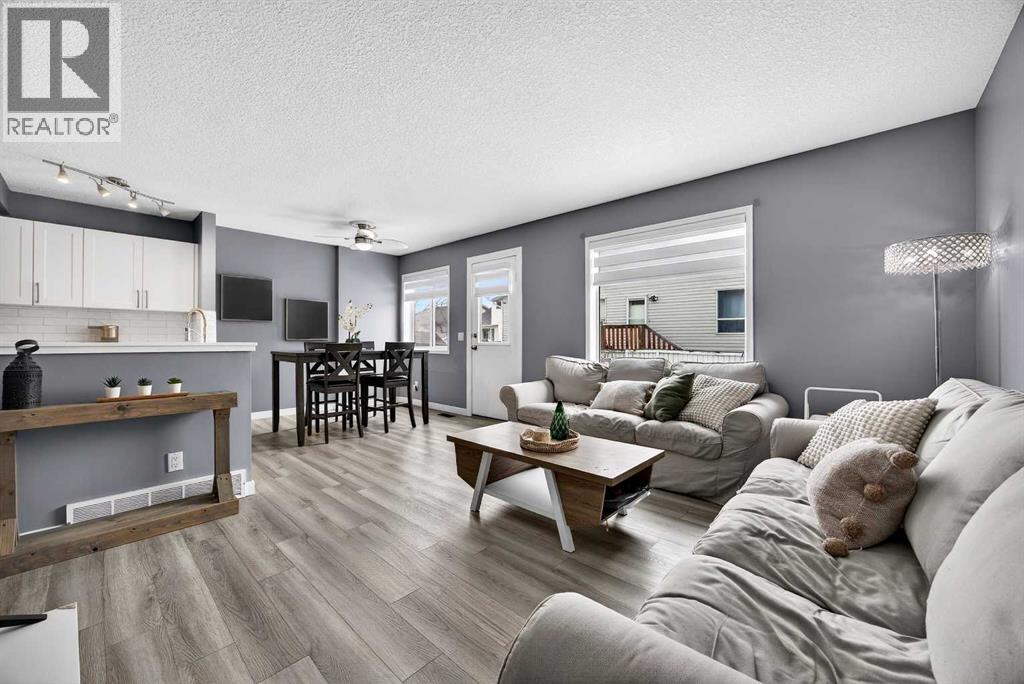 237 Willowbrook Close NW, Airdrie, Alberta  T4B 2J6 - Photo 7 - A2298647