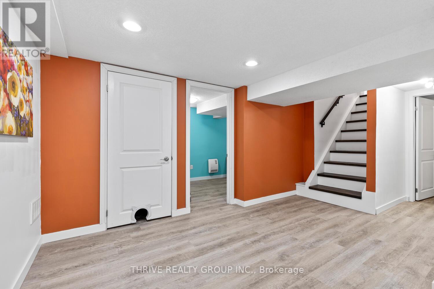 22 Thorncrest Crescent, London South (South D), Ontario  N6J 1K3 - Photo 18 - X12974800