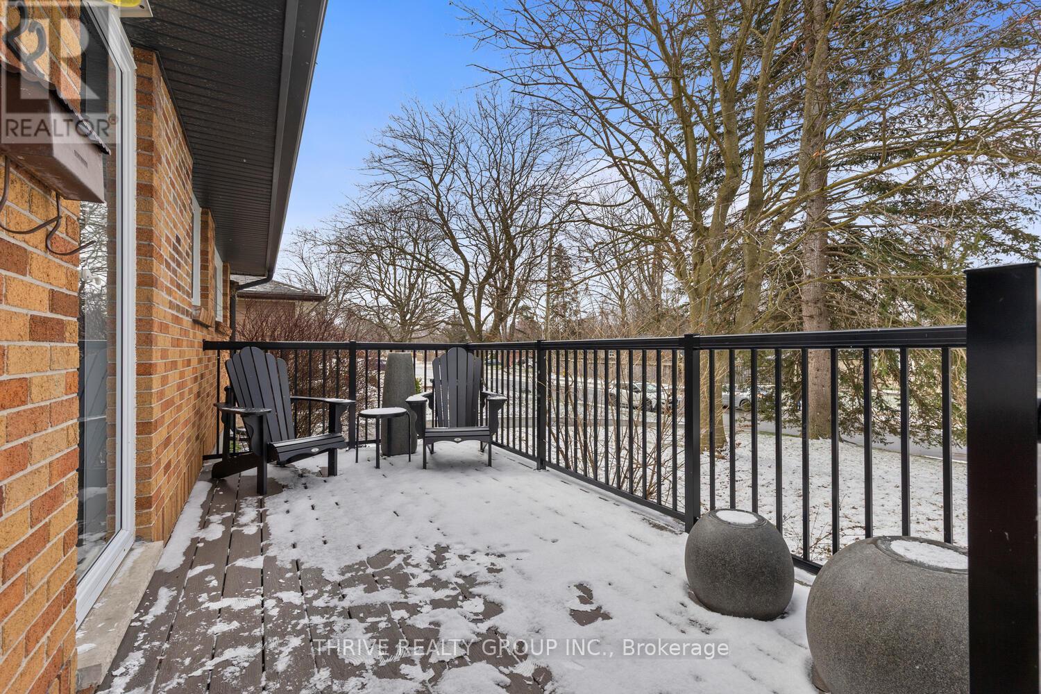 22 Thorncrest Crescent, London South (South D), Ontario  N6J 1K3 - Photo 44 - X12974800