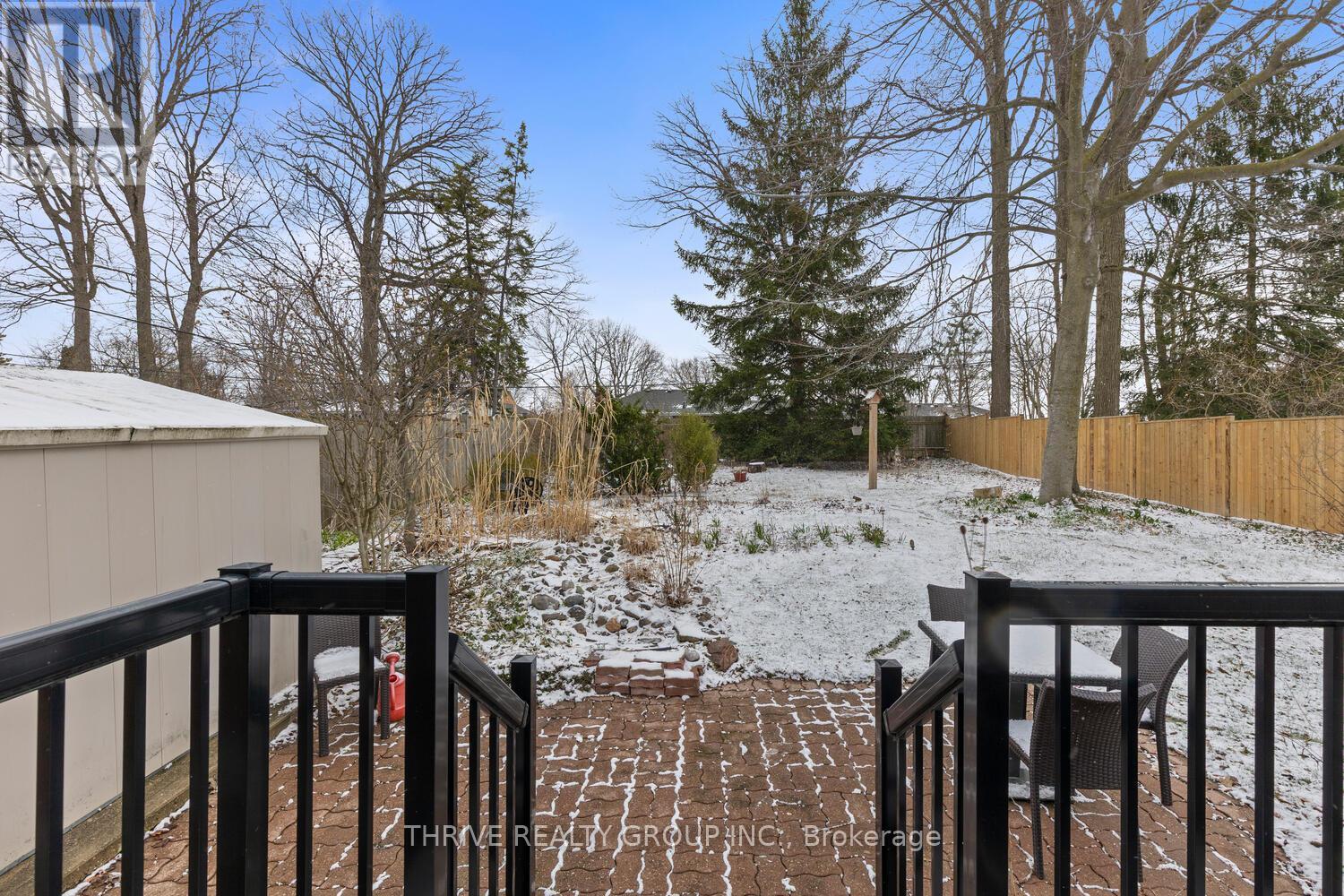 22 Thorncrest Crescent, London South (South D), Ontario  N6J 1K3 - Photo 46 - X12974800
