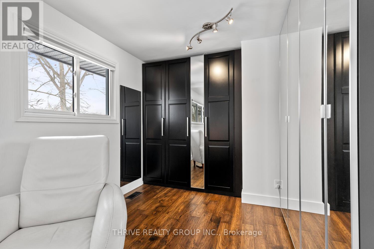 22 Thorncrest Crescent, London South (South D), Ontario  N6J 1K3 - Photo 49 - X12974800