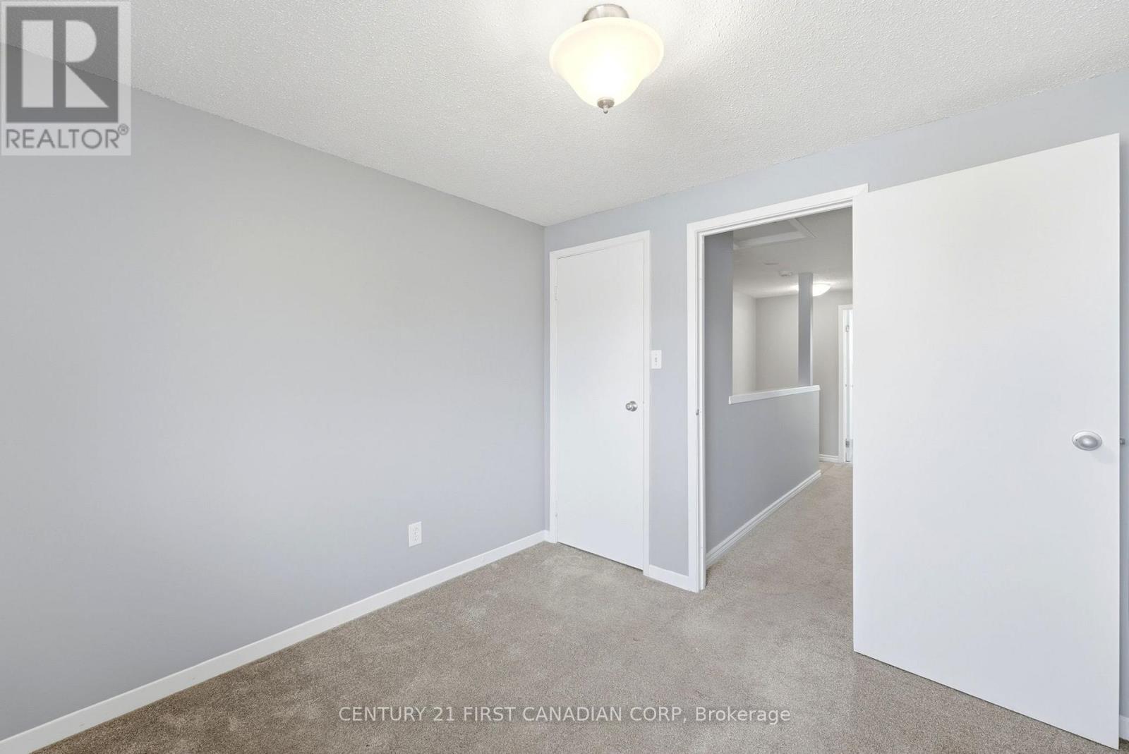 65 - 75 Ansondale Road, London South (South Q), Ontario  N6C 5W5 - Photo 32 - X12974826