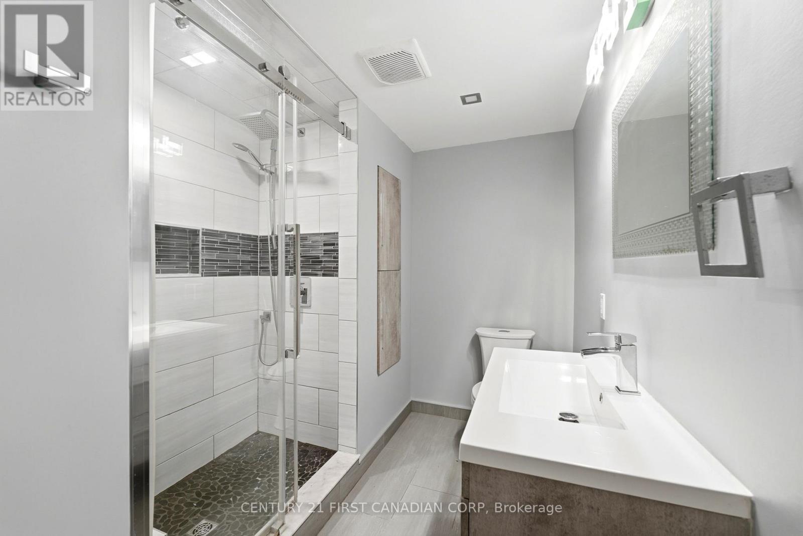 65 - 75 Ansondale Road, London South (South Q), Ontario  N6C 5W5 - Photo 37 - X12974826