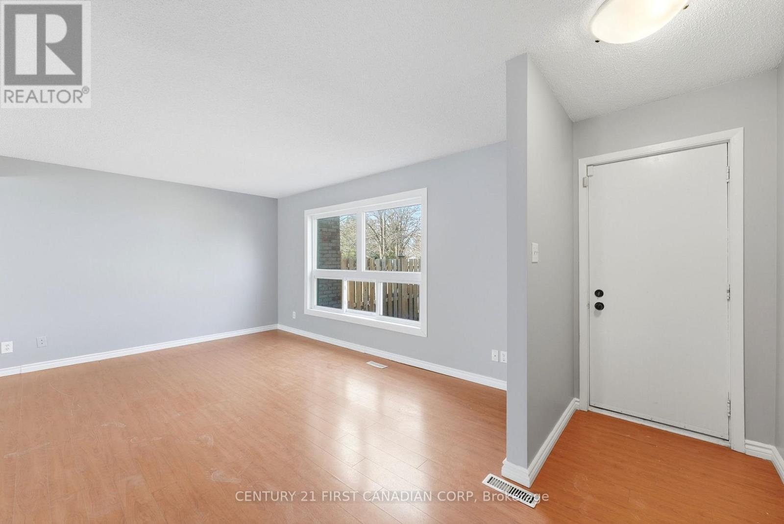 65 - 75 Ansondale Road, London South (South Q), Ontario  N6C 5W5 - Photo 4 - X12974826