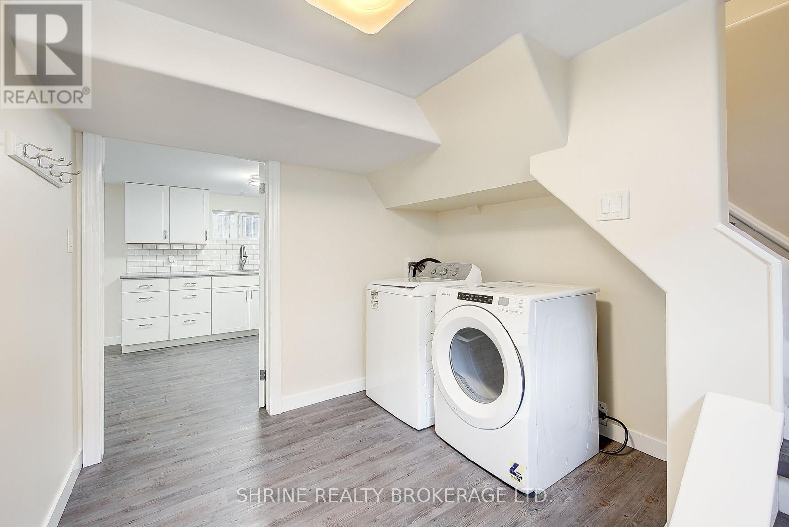 259 Sanders Street, London East (East M), Ontario  N5Z 2T1 - Photo 8 - X12974834