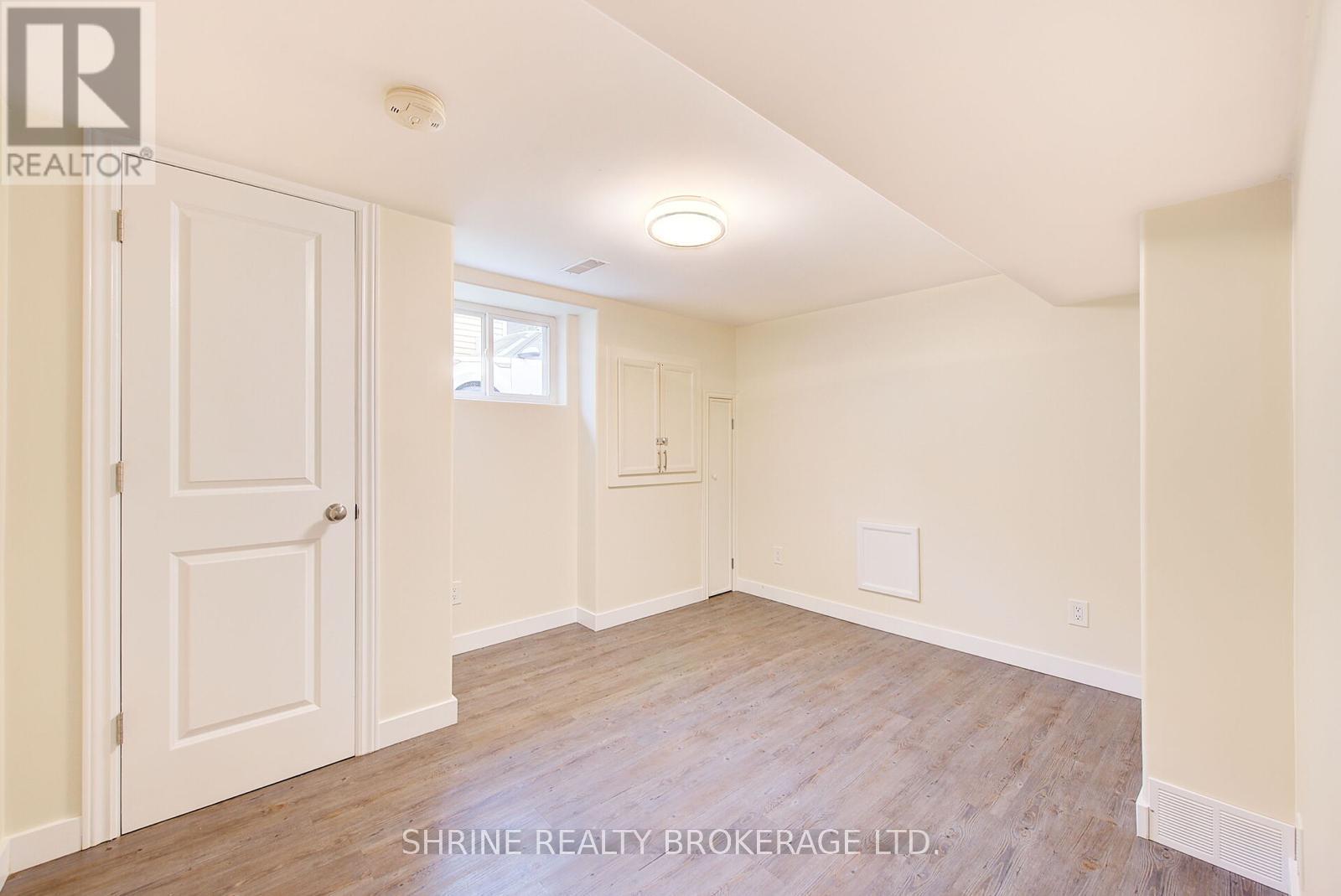 259 Sanders Street, London East (East M), Ontario  N5Z 2T1 - Photo 9 - X12974834