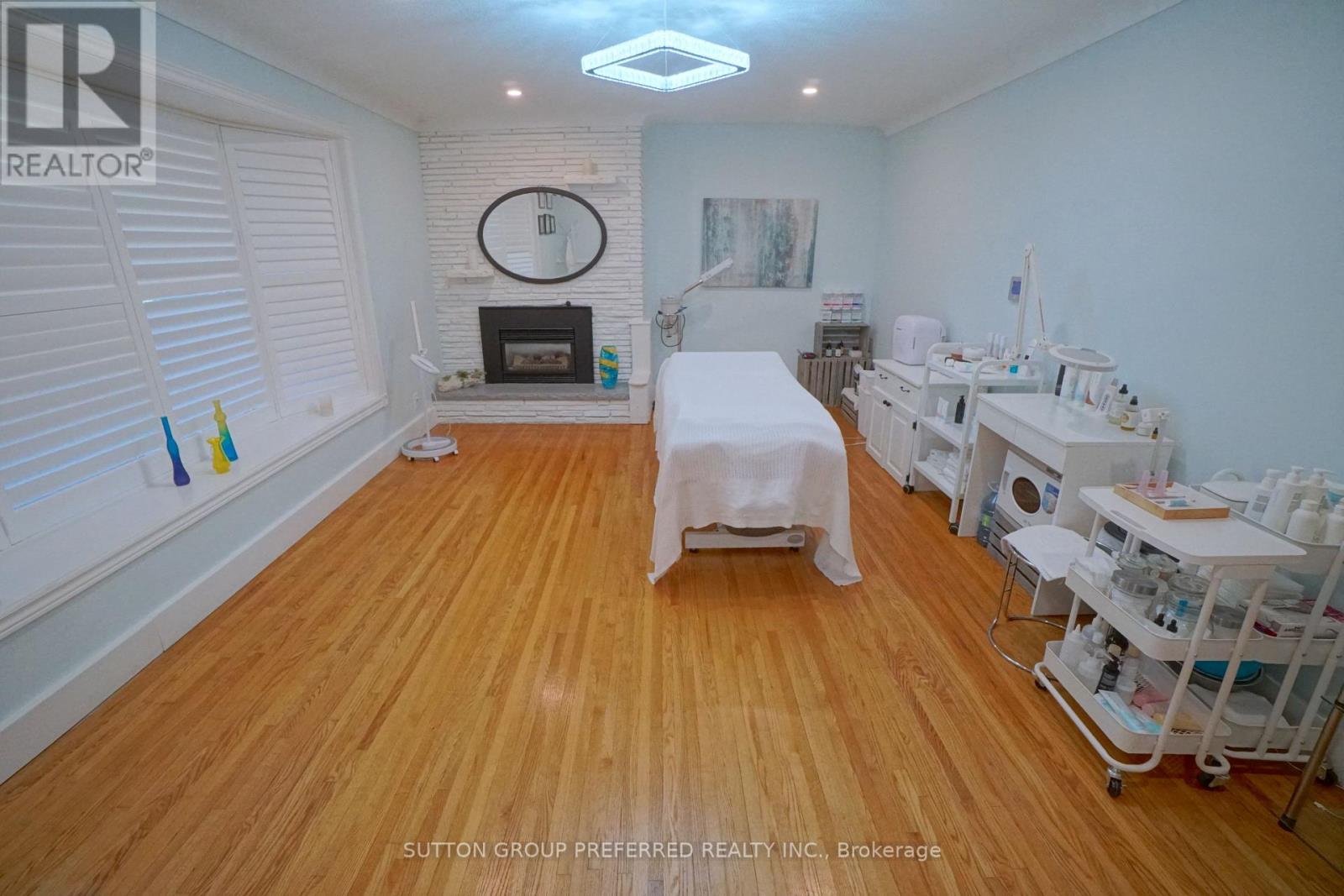 7 Metamora Crescent, London North (North J), Ontario  N6G 1R2 - Photo 34 - X12974846