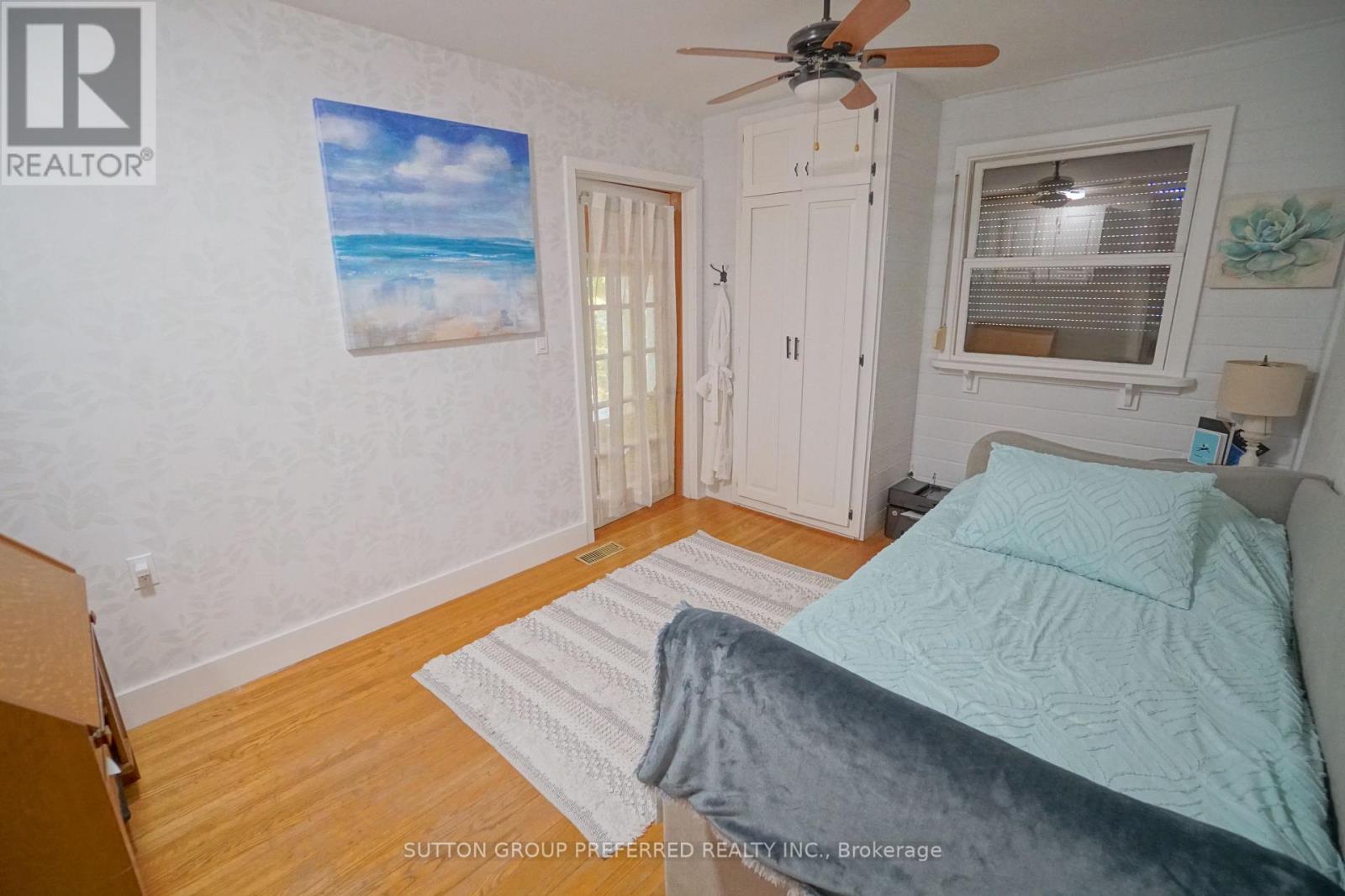 7 Metamora Crescent, London North (North J), Ontario  N6G 1R2 - Photo 37 - X12974846