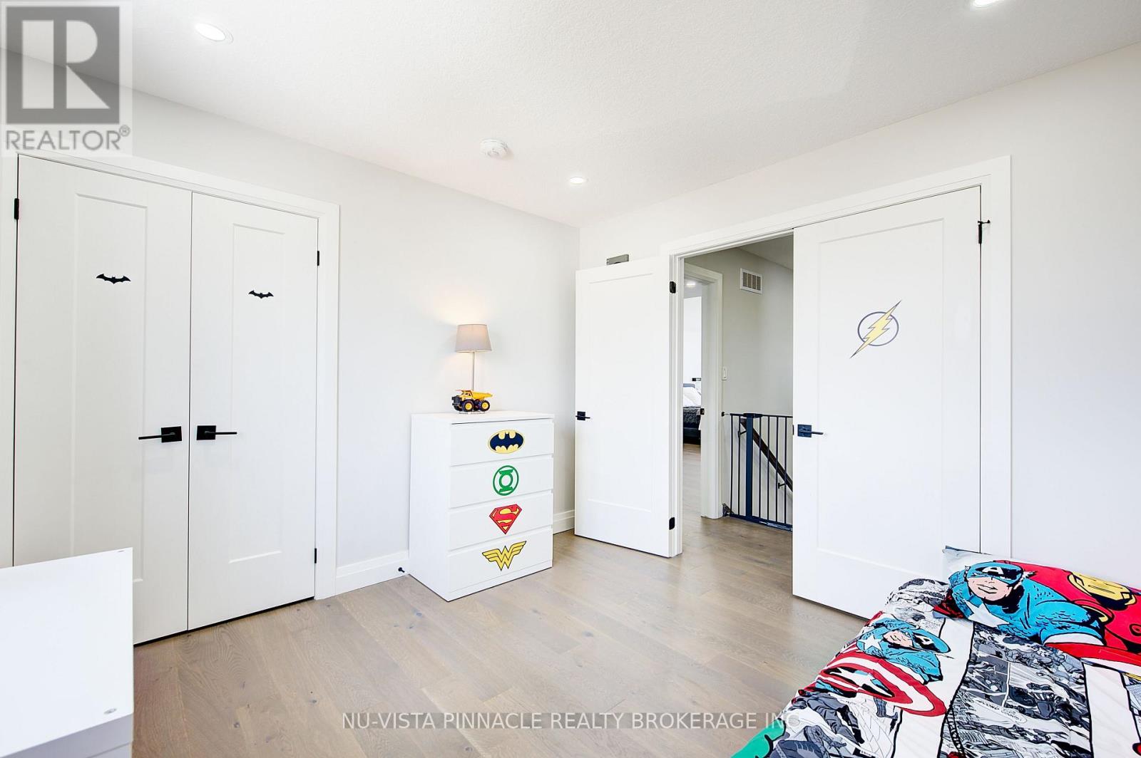 24 Kelly Drive, Zorra (Thamesford), Ontario  N0M 2M0 - Photo 26 - X12974880