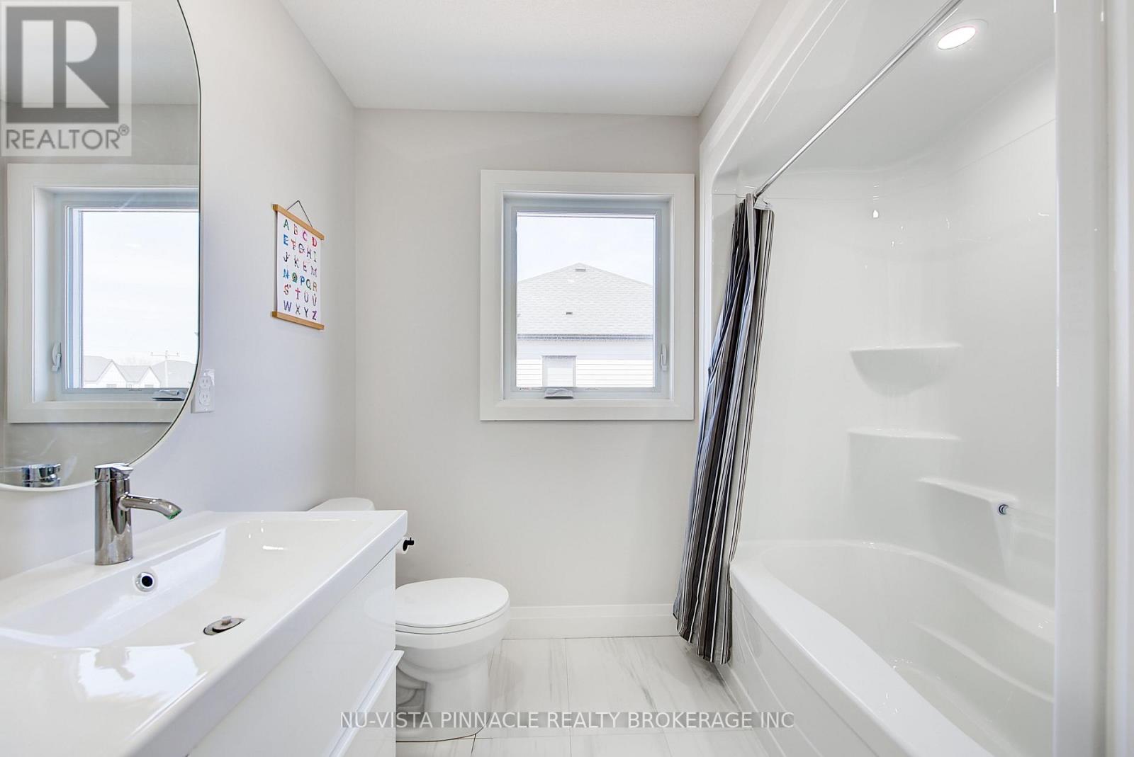 24 Kelly Drive, Zorra (Thamesford), Ontario  N0M 2M0 - Photo 29 - X12974880