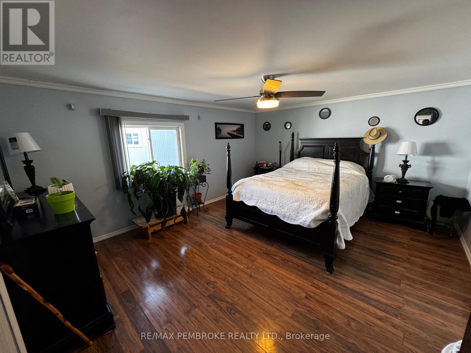 105 Pinehurst Estates, Petawawa, Ontario  K8H 2H2 - Photo 11 - X12974870