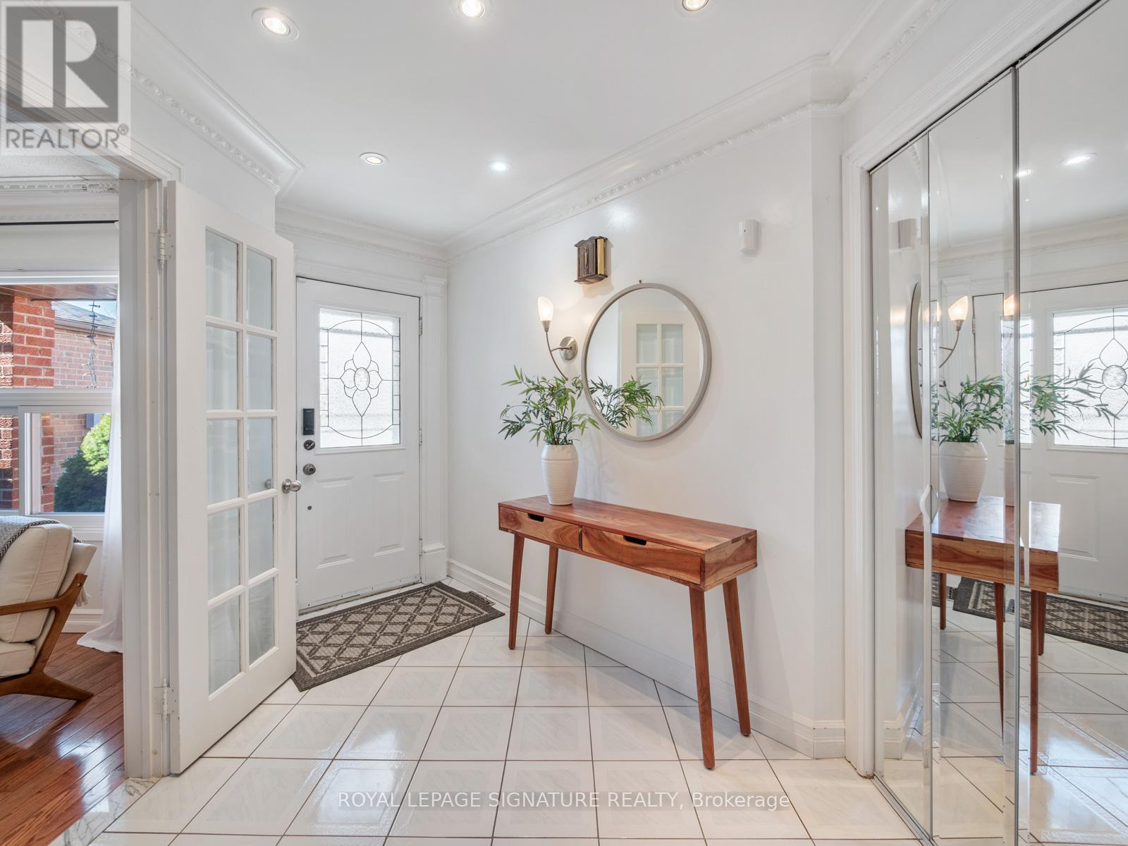 171 Hupfield Trail, Toronto, Ontario  M1B 4P1 - Photo 2 - E12974884