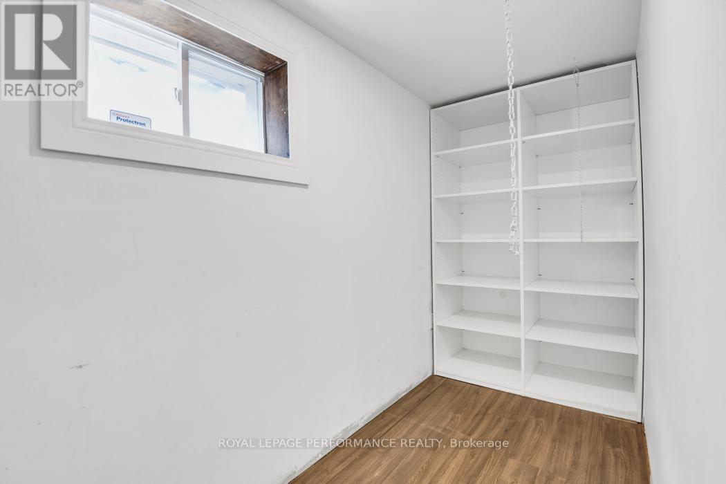 921 Notre Dame Street, Russell, Ontario  K0A 1W0 - Photo 28 - X12974814