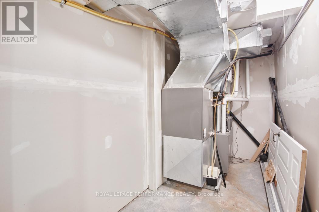 921 Notre Dame Street, Russell, Ontario  K0A 1W0 - Photo 32 - X12974814