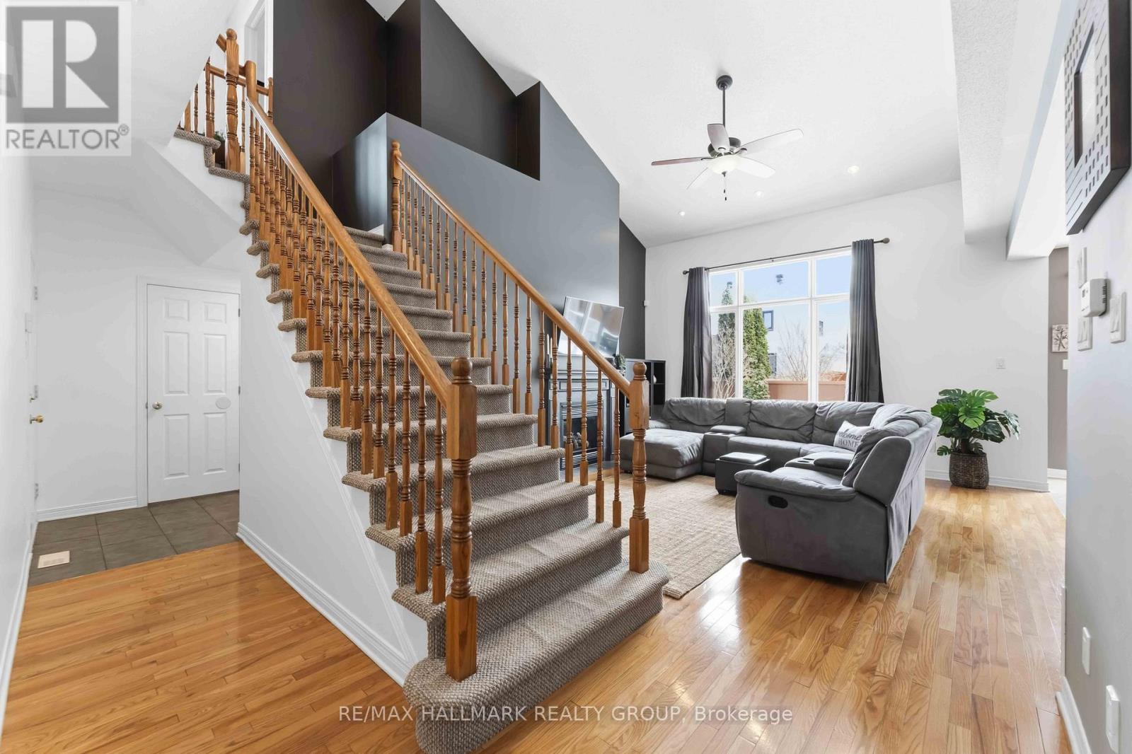 4569 Sugar Maple Drive, Ottawa, Ontario  K1V 1R7 - Photo 12 - X12974844