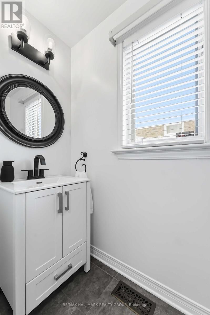 4569 Sugar Maple Drive, Ottawa, Ontario  K1V 1R7 - Photo 43 - X12974844