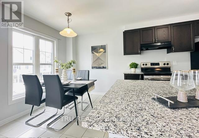 20 Squashberry Lane, Ottawa, Ontario  K2V 0K1 - Photo 12 - X12974850