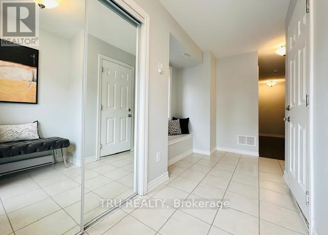 20 Squashberry Lane, Ottawa, Ontario  K2V 0K1 - Photo 4 - X12974850