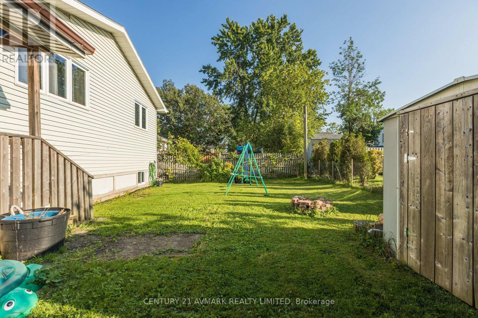 29 Lillian Street, Fort Erie, Ontario  L2A 5M1 - Photo 5 - X12974822