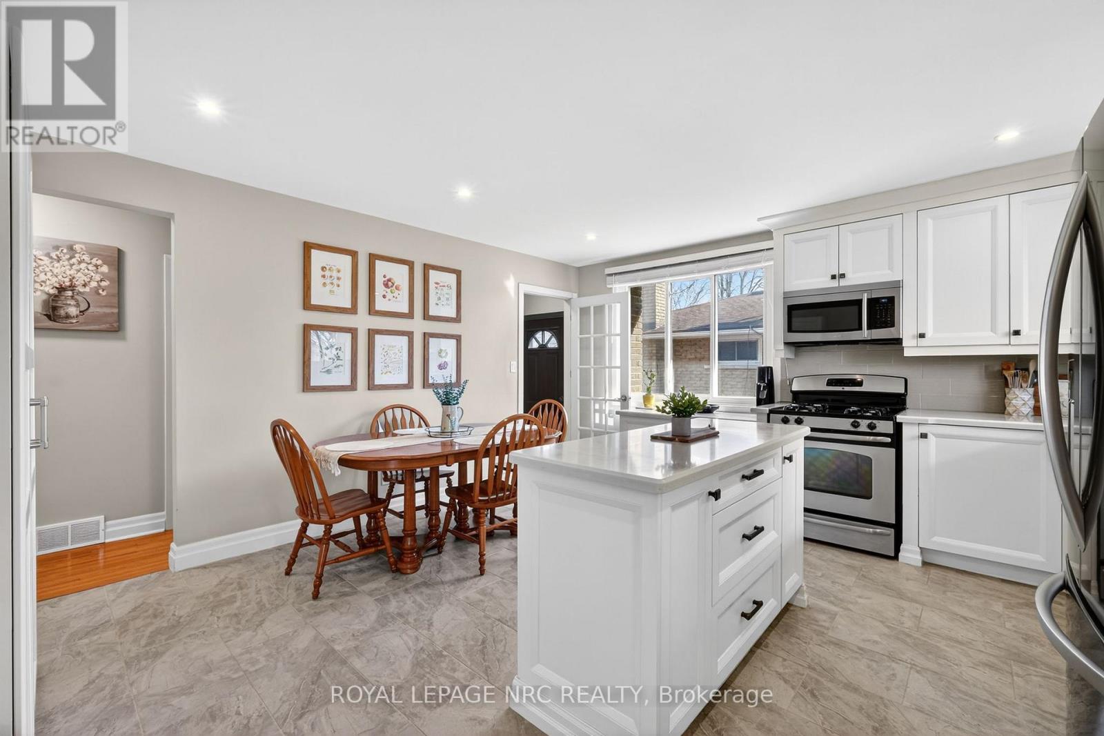 110 Sherman Drive, St. Catharines, Ontario  L2N 2L8 - Photo 7 - X12974876