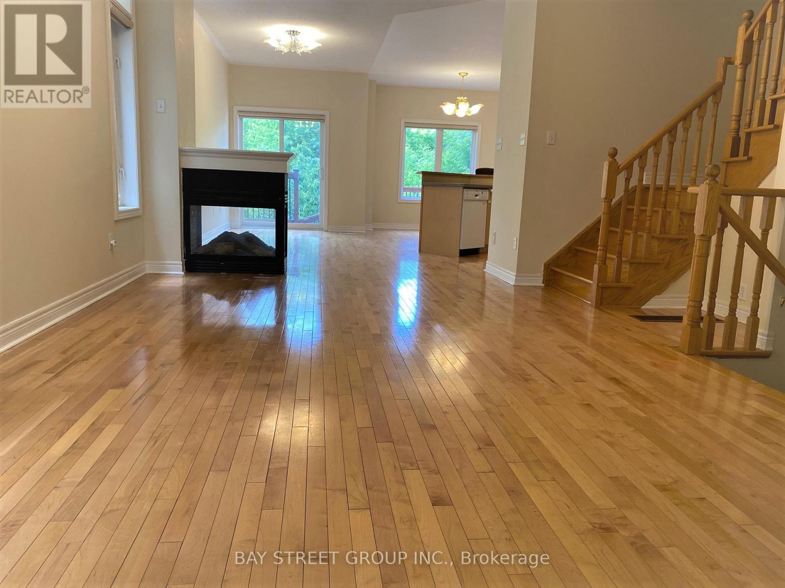 46 Romance Drive, Richmond Hill, Ontario  L4S 2R7 - Photo 2 - N12974812