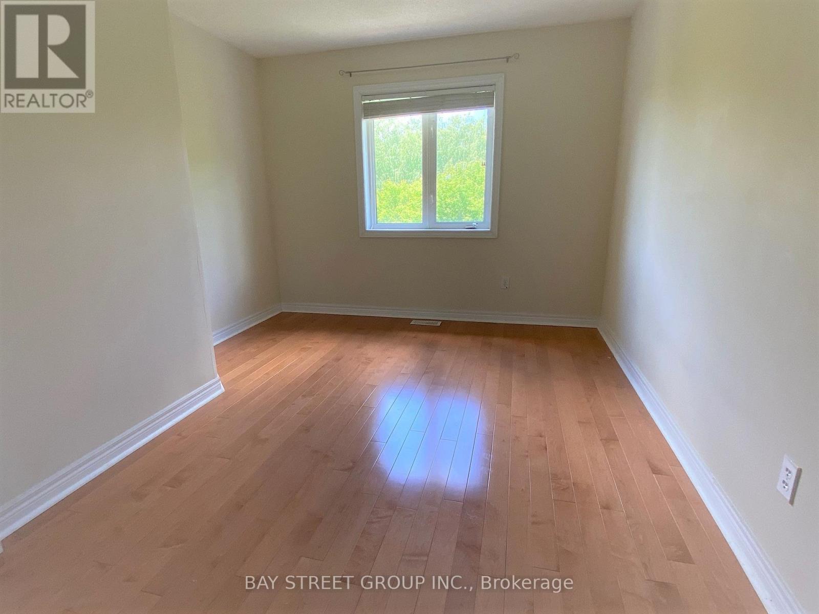 46 Romance Drive, Richmond Hill, Ontario  L4S 2R7 - Photo 7 - N12974812