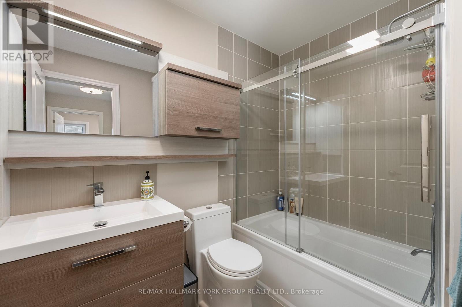 45 Robert Berry Crescent, King, Ontario  L7B 1L6 - Photo 26 - N12974816