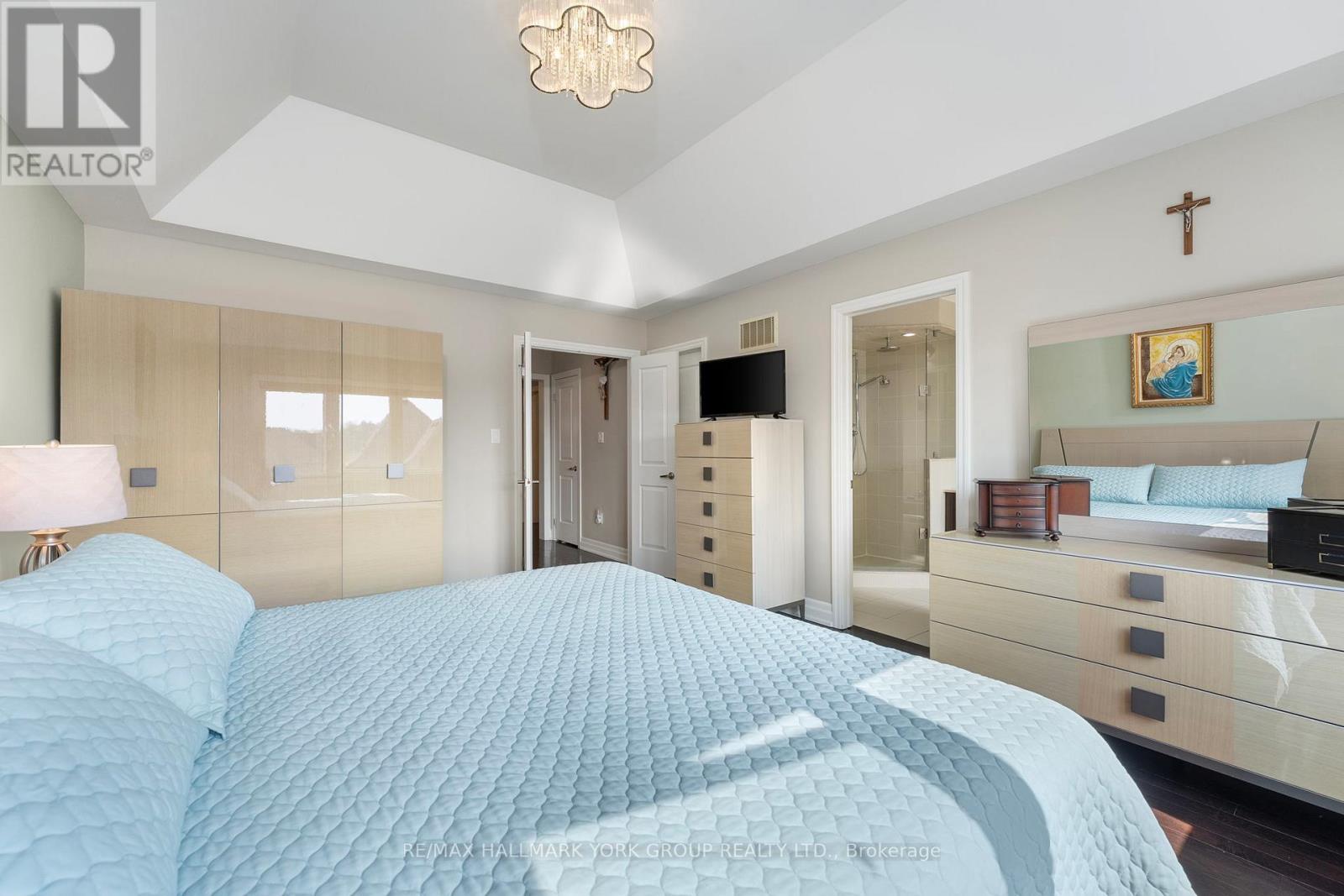 45 Robert Berry Crescent, King, Ontario  L7B 1L6 - Photo 28 - N12974816