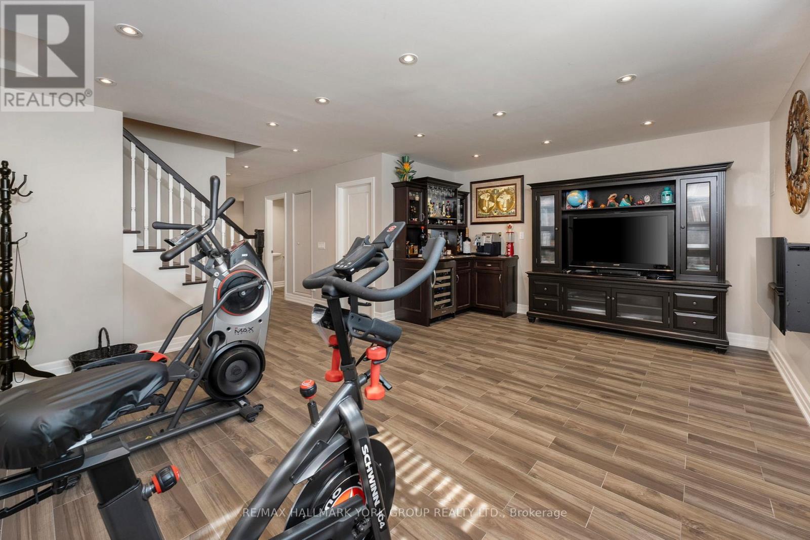 45 Robert Berry Crescent, King, Ontario  L7B 1L6 - Photo 34 - N12974816