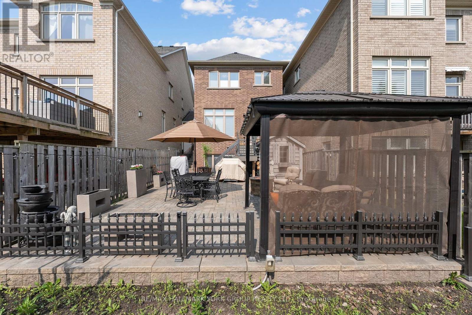 45 Robert Berry Crescent, King, Ontario  L7B 1L6 - Photo 43 - N12974816