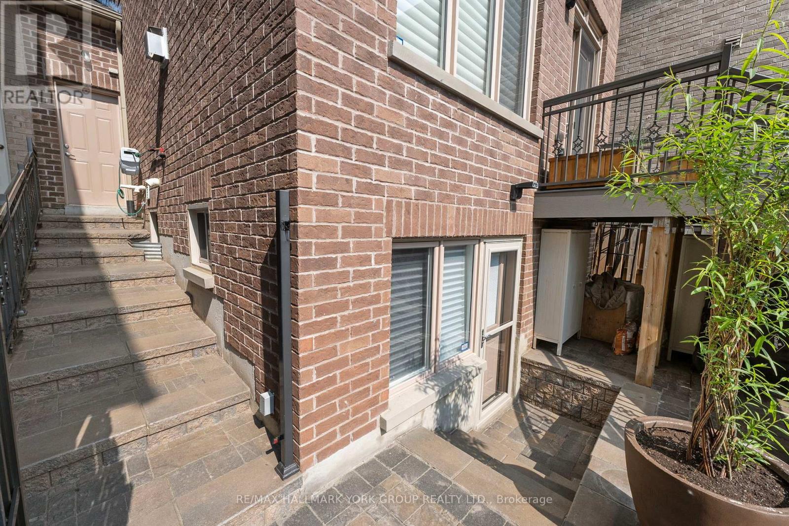 45 Robert Berry Crescent, King, Ontario  L7B 1L6 - Photo 45 - N12974816